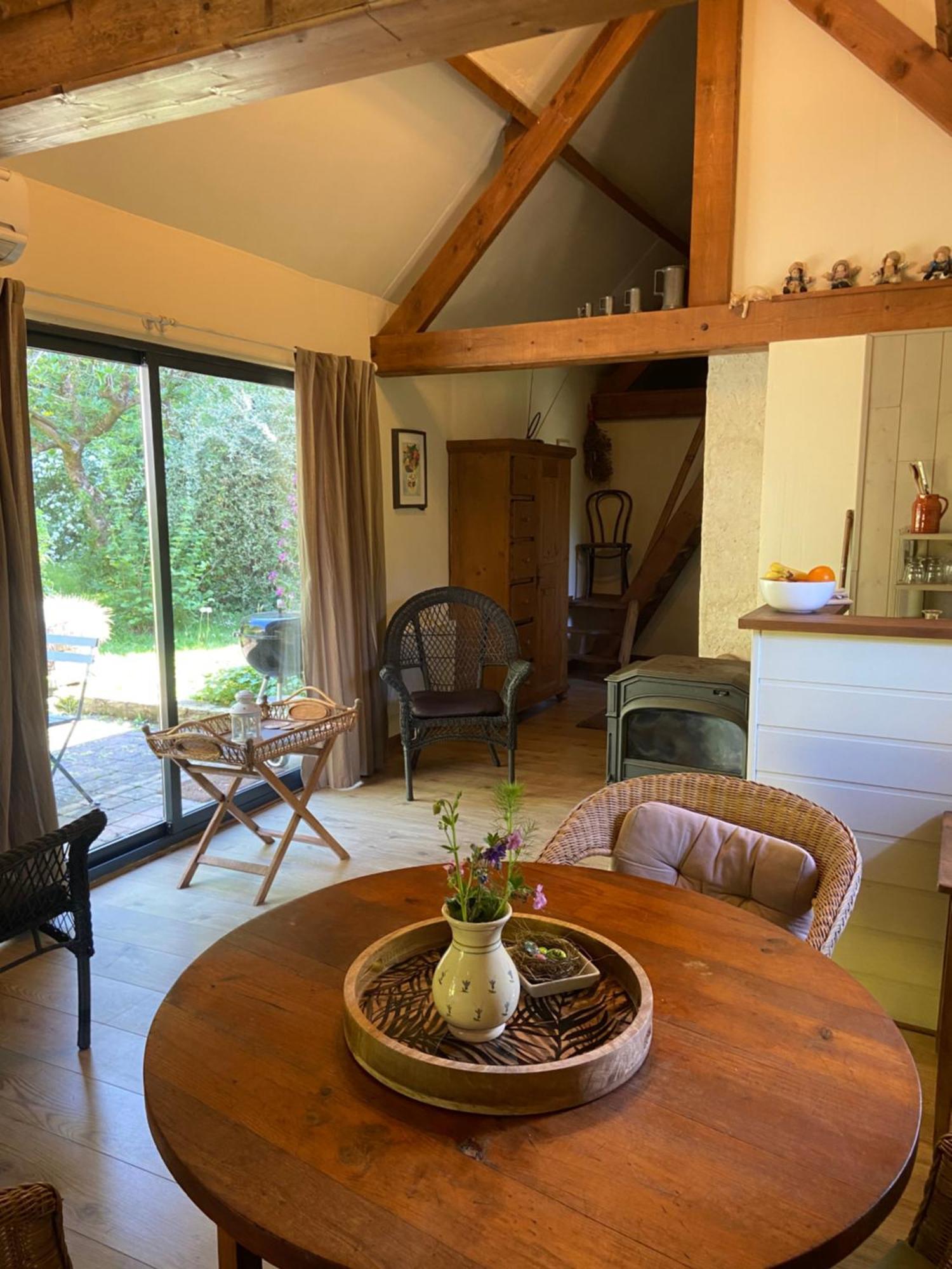 Le Jardin Sauvage Bed & Breakfast Maintenay Eksteriør bilde