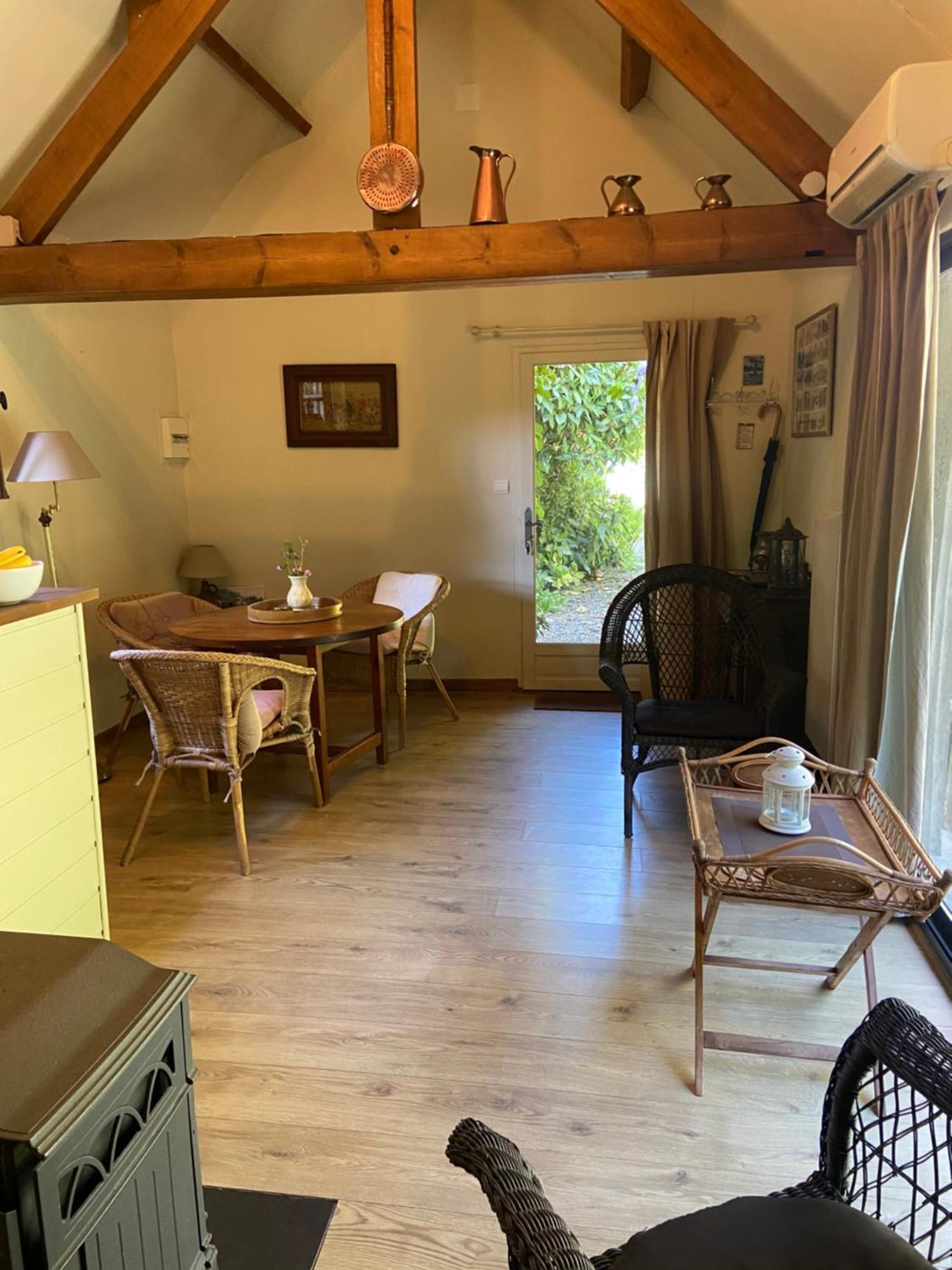 Le Jardin Sauvage Bed & Breakfast Maintenay Eksteriør bilde